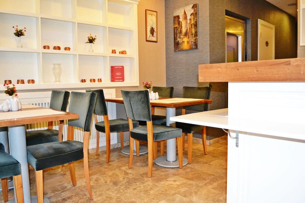 Alyon Suite Hotel Istanboel Buitenkant foto