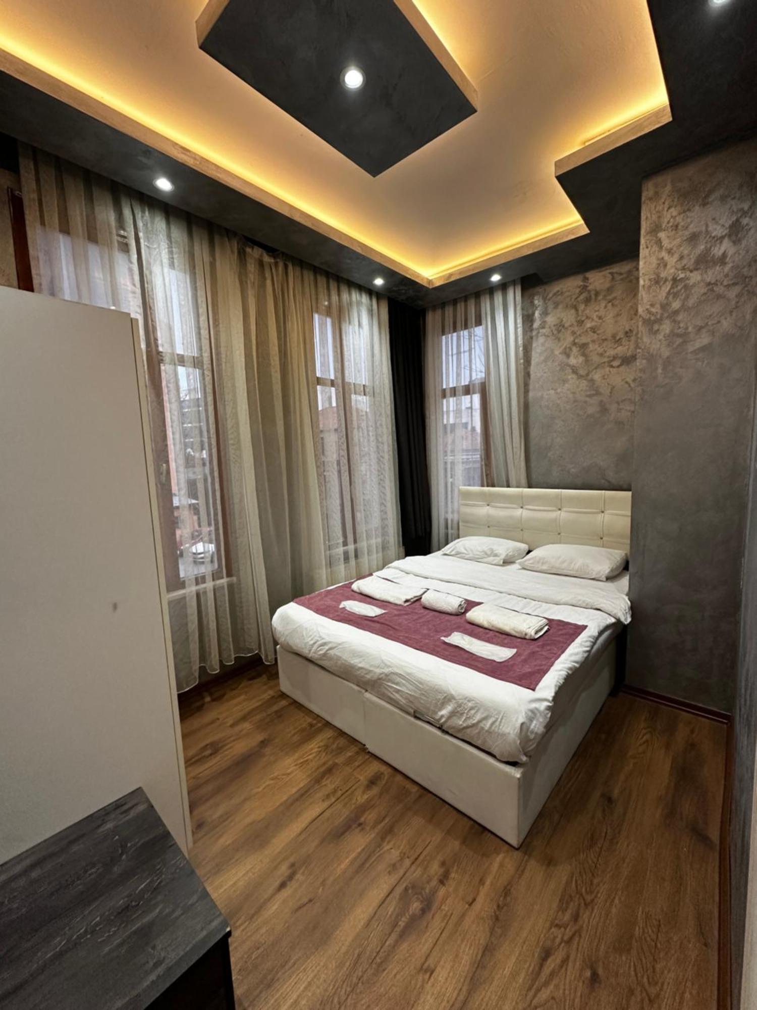 Alyon Suite Hotel Istanboel Buitenkant foto