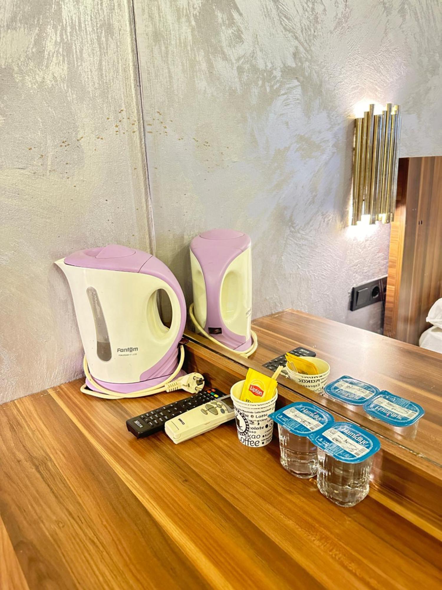 Alyon Suite Hotel Istanboel Buitenkant foto